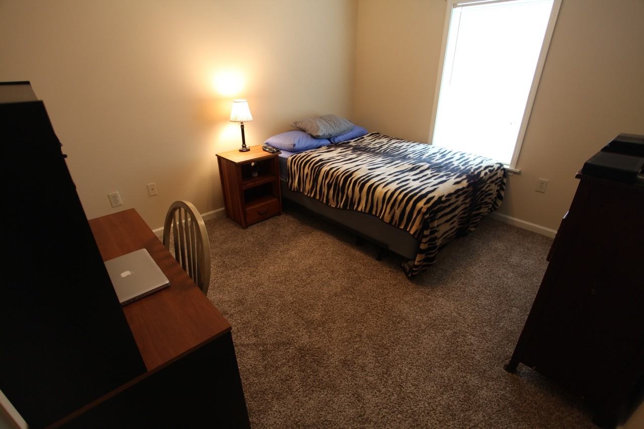 714 Yeager Ln - Photo 7 of 15