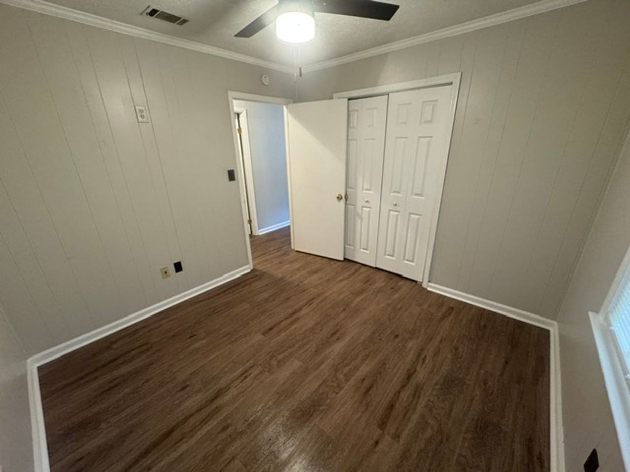 204 Bonaventure Dr - Photo 6 of 11