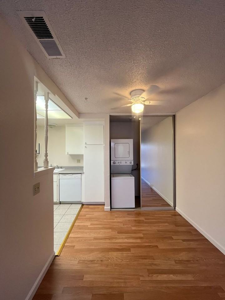 6164 Country Club Dr - Photo 4 of 24