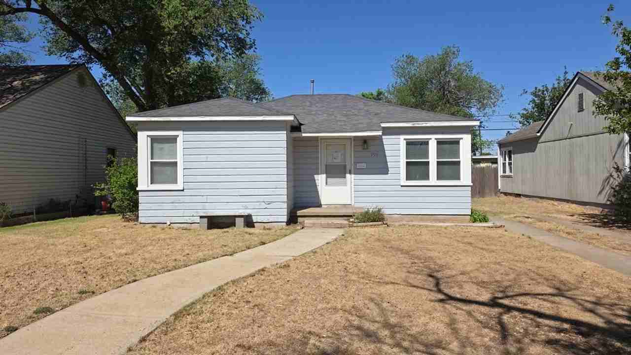 906 S Austin St