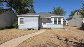 906 S Austin St - Photo 1 of 1