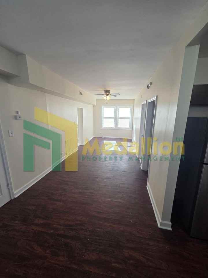 8725 S Constance Ave - Photo 3 of 25