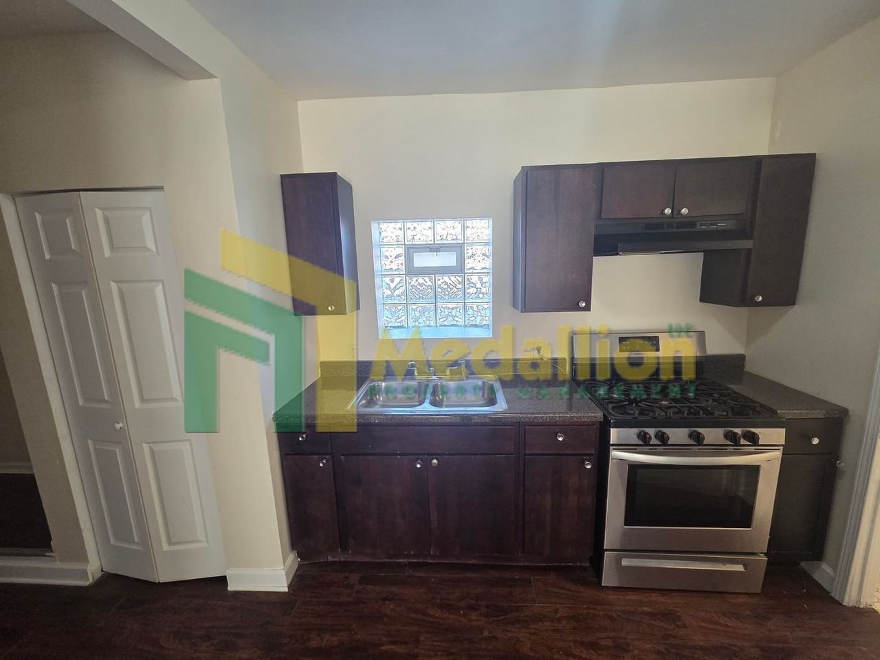 8725 S Constance Ave - Photo 6 of 25