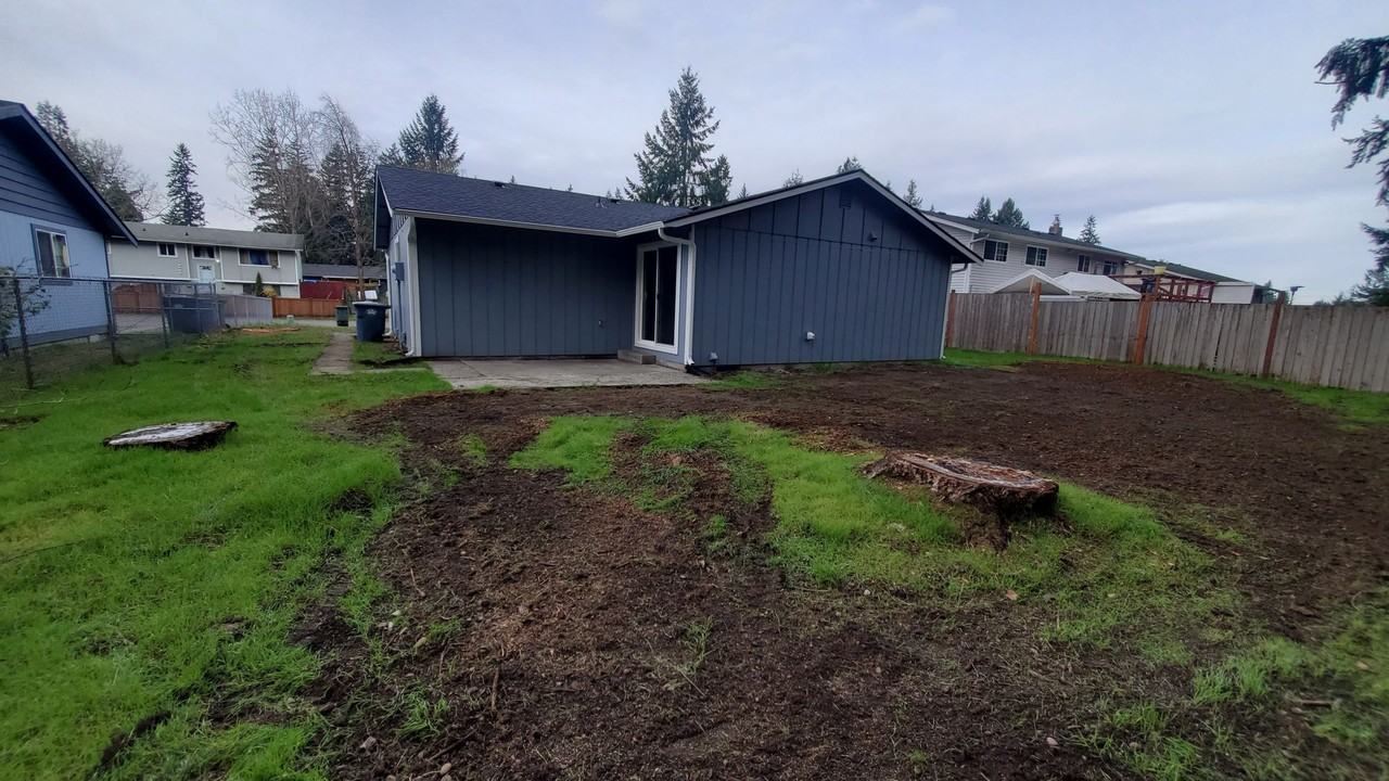 15417 25th Ave E - Photo 7 of 27