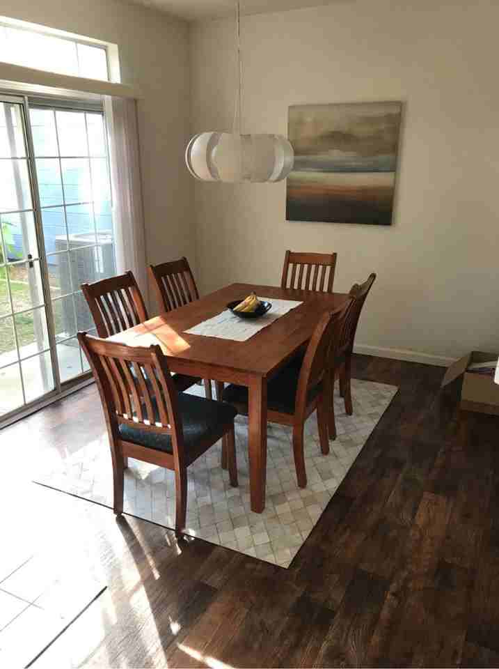 1291 Farragut Cir - Photo 3 of 8