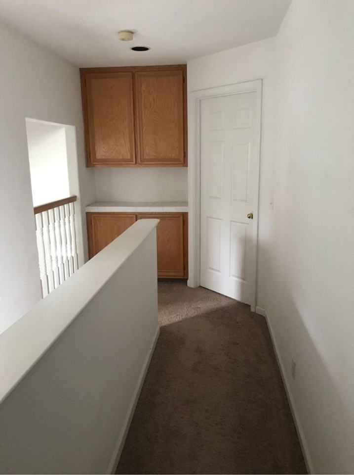 1291 Farragut Cir - Photo 6 of 8