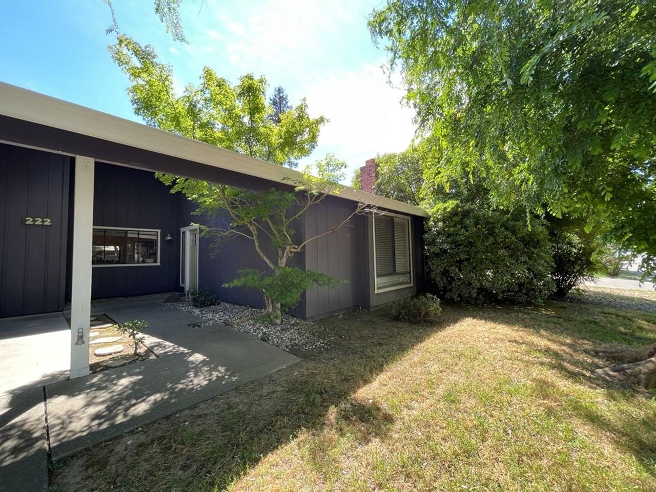 222 El Cajon Ave - Photo 2 of 18