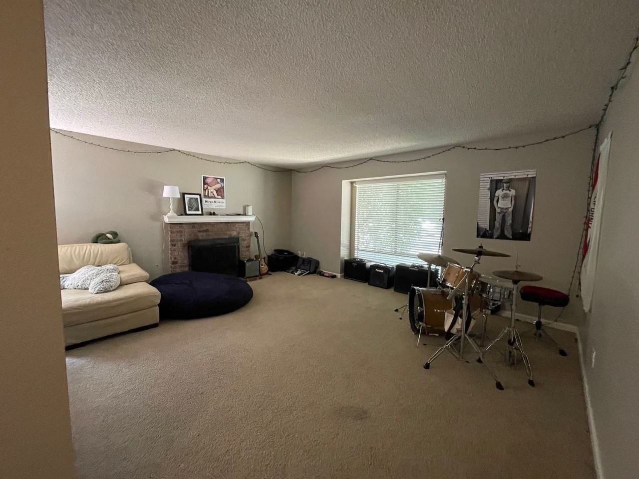 222 El Cajon Ave - Photo 5 of 18