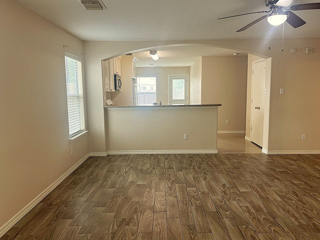 2019 Pine Croft Dr - Photo 3 of 29