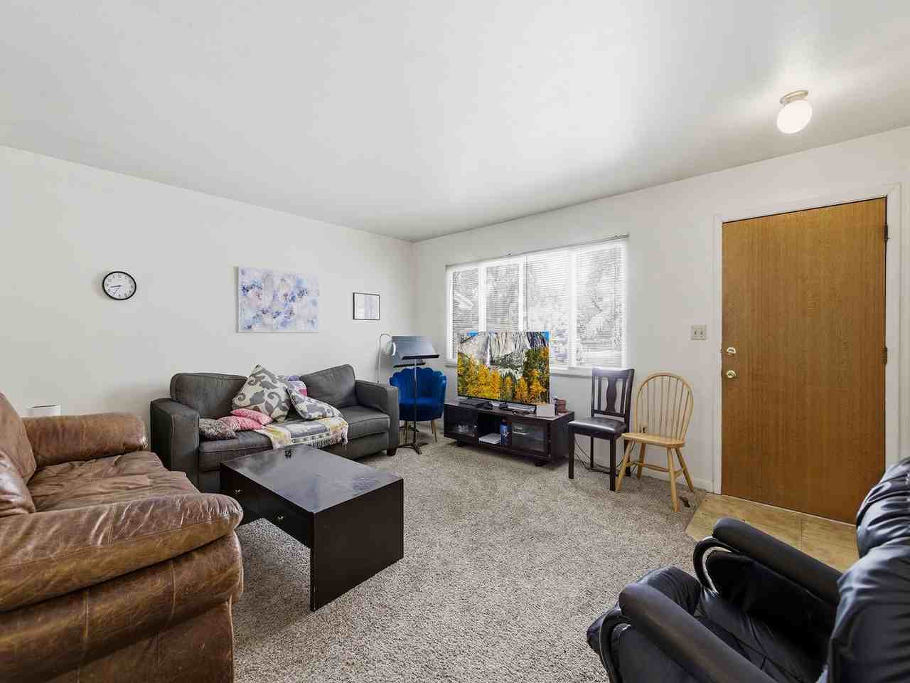 1200 Juniper Ct - Photo 3 of 17