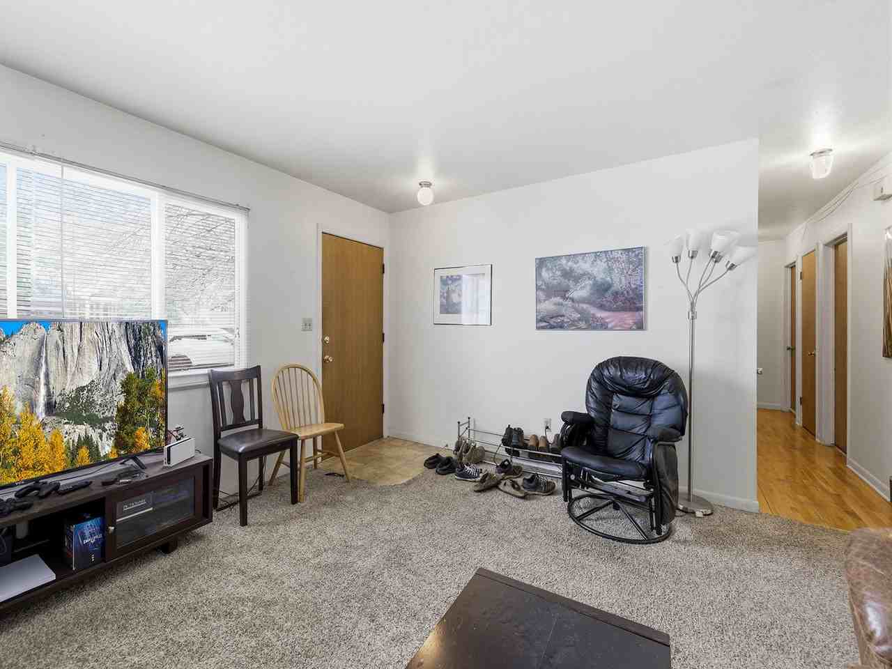 1200 Juniper Ct - Photo 4 of 17
