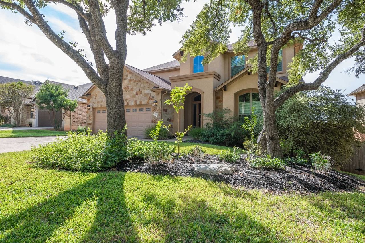 12911 Medina River Way - Photo 3 of 50