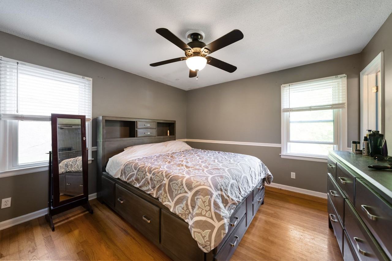 323 Bandock Dr - Photo 7 of 15