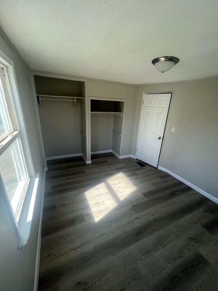 1240 S 74th East Ave - Photo 6 of 10
