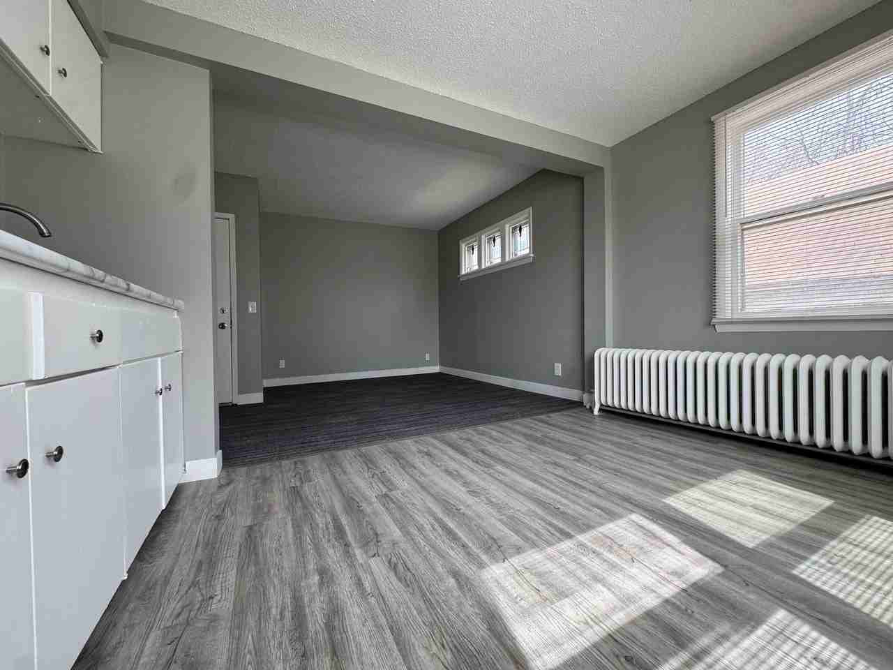 1727 Reaney Ave - Photo 2 of 7