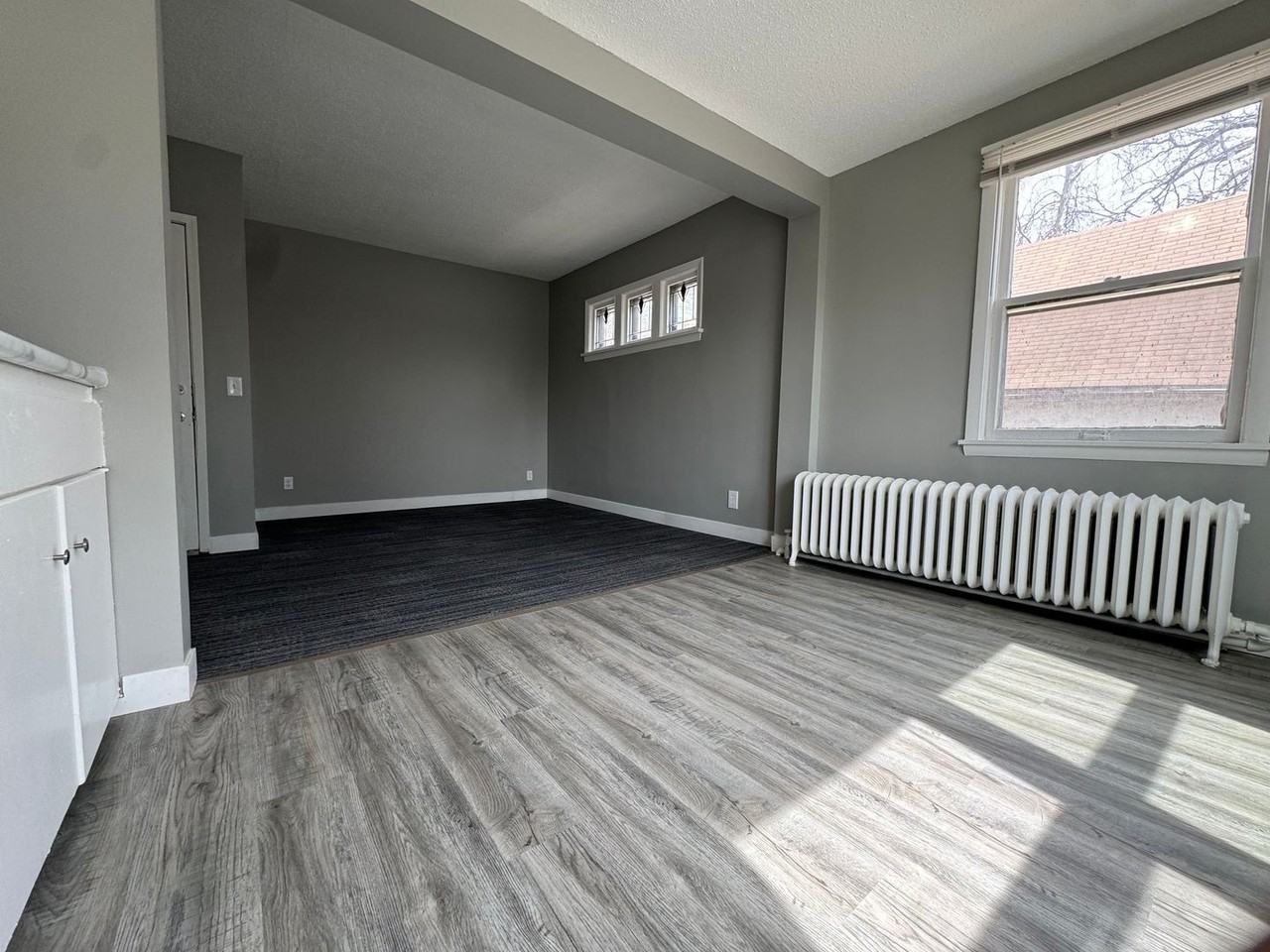 1727 Reaney Ave - Photo 3 of 7