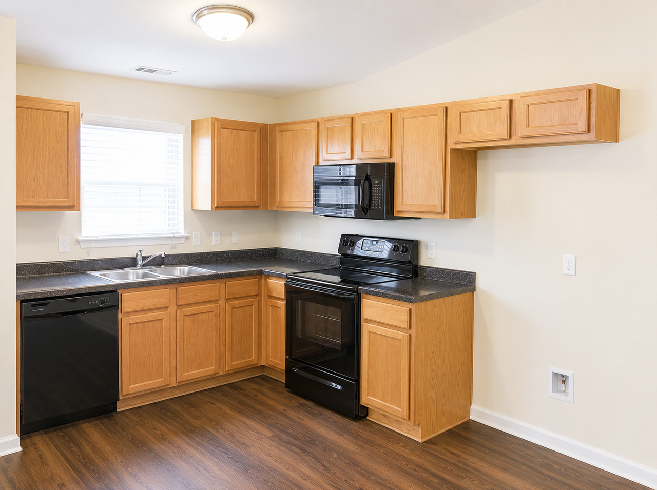 24 Miller Park Cir - Photo 6 of 16