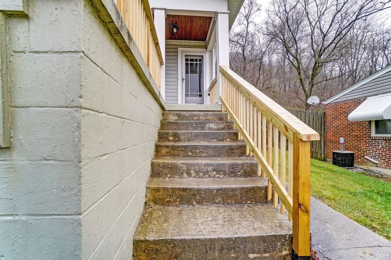 2307 Center St - Photo 5 of 50