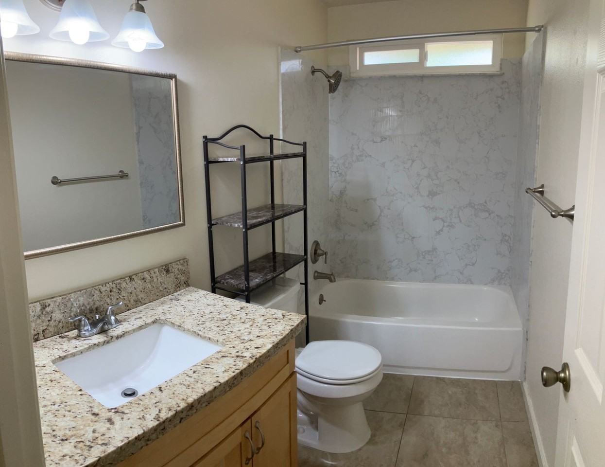 2810 Carver Rd - Photo 6 of 14