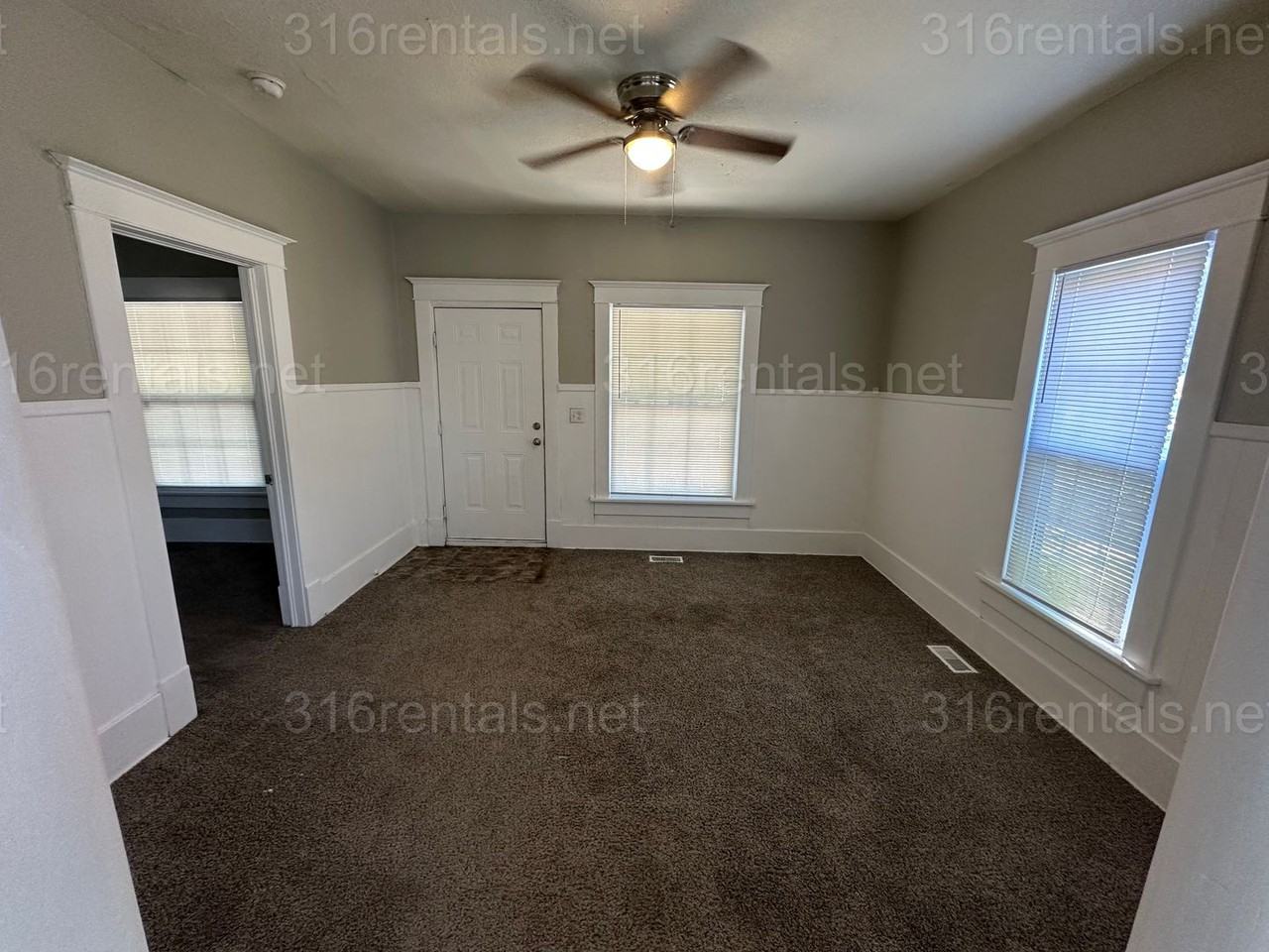 1405 S Main St - Photo 4 of 18