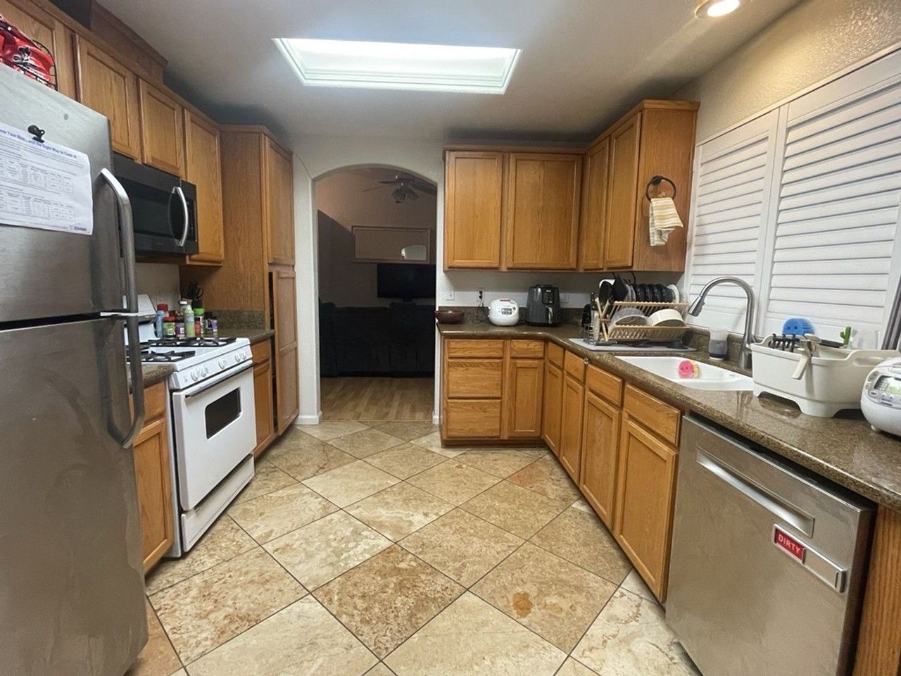 3713 El Segundo Ave - Photo 3 of 15