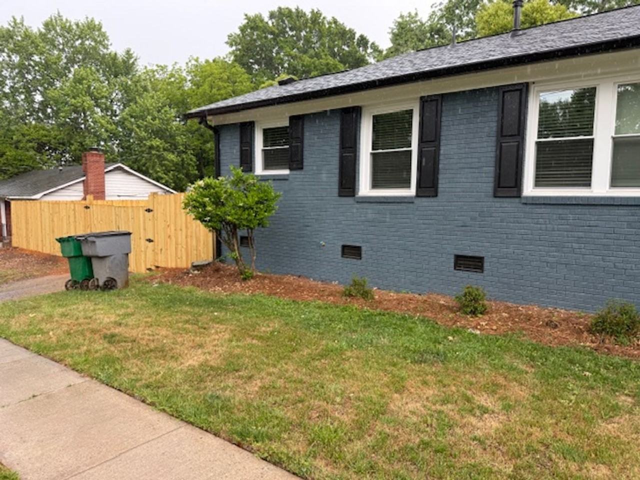1400 Starbrook Dr - Photo 3 of 16