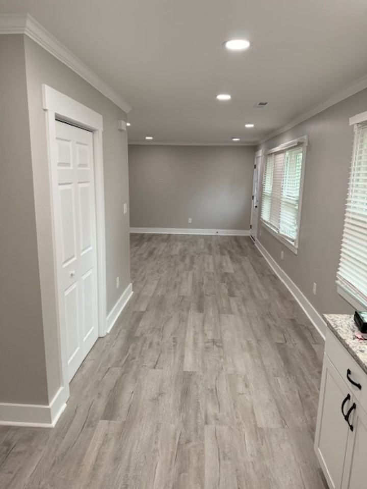 1400 Starbrook Dr - Photo 4 of 16