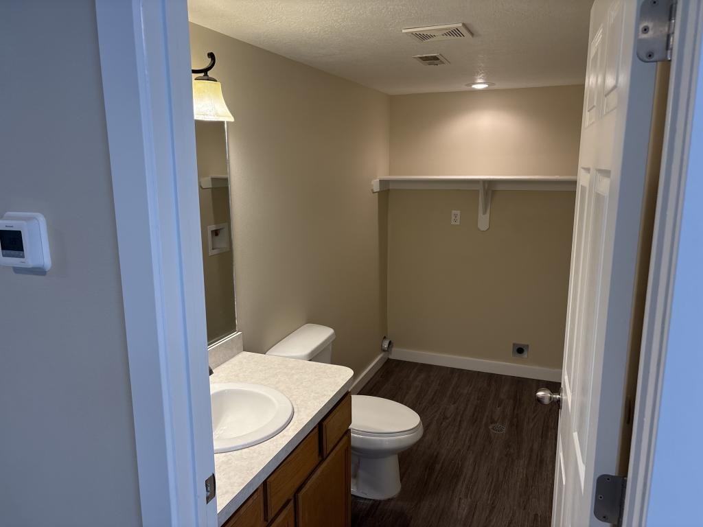 1894 W 680 N - Photo 3 of 15