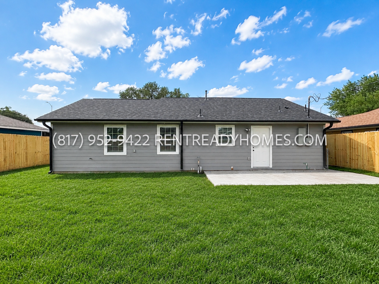 6334 Feldspar St - Photo 4 of 24