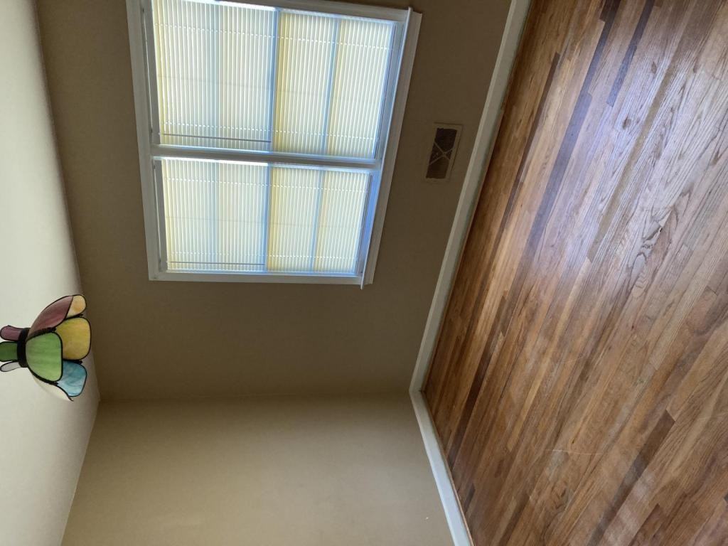 924 W Sumter St - Photo 5 of 6