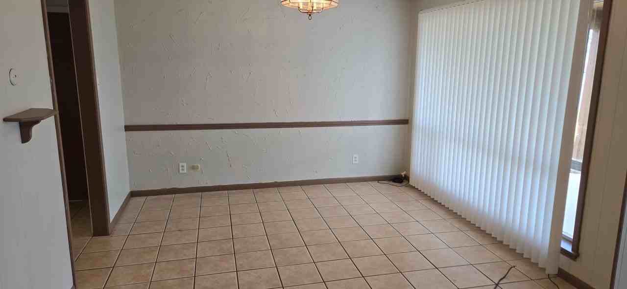 2909 Cypress Dr - Photo 5 of 24