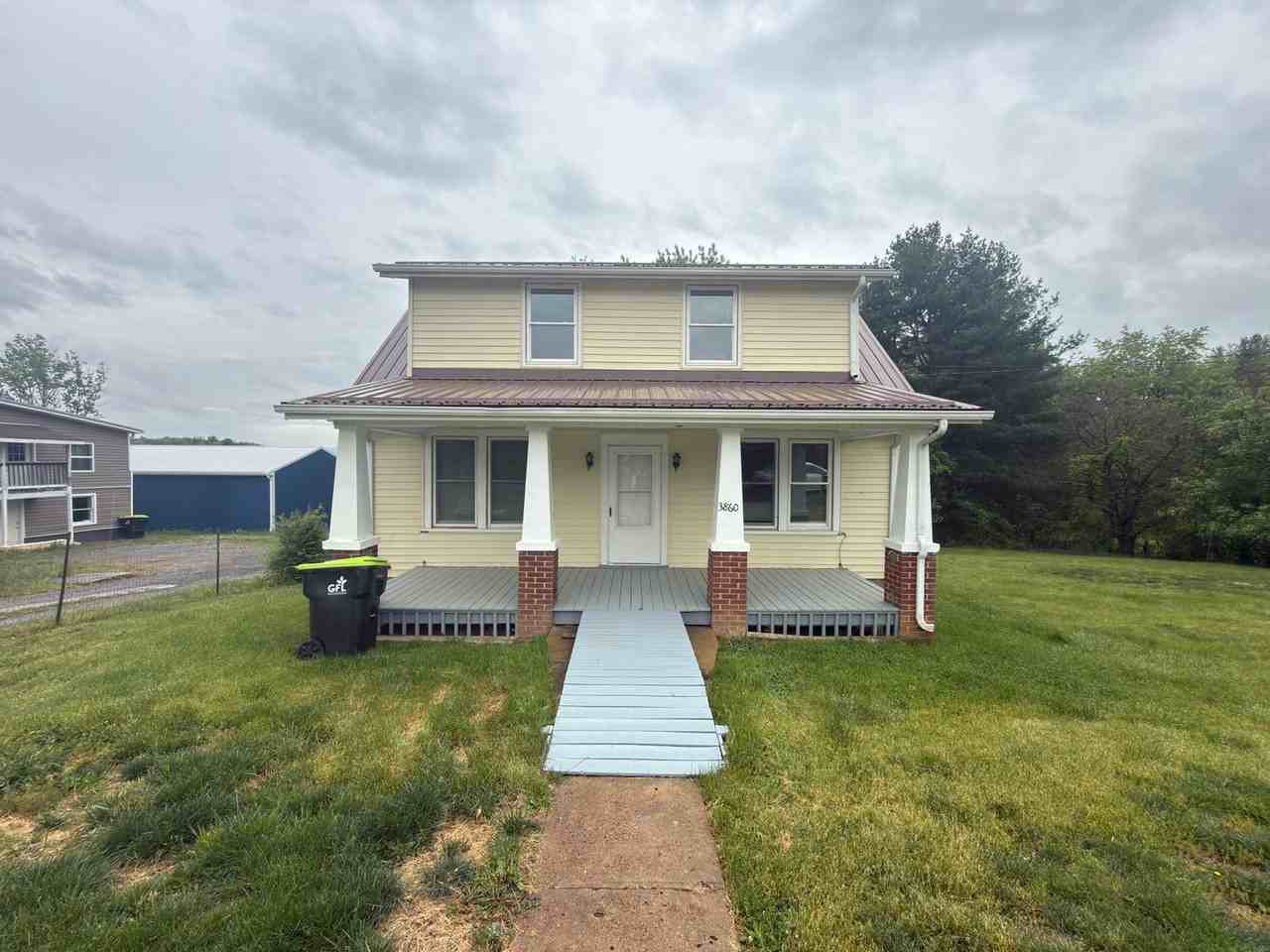 3860 Bob White Blvd - Photo 3 of 33