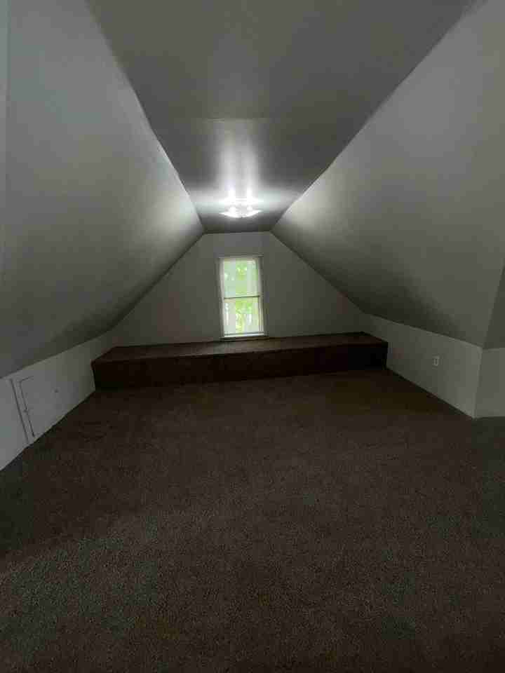 1213 Washington Ave - Photo 6 of 12
