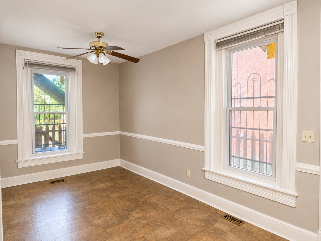 1228 S Brook St - Photo 2 of 5