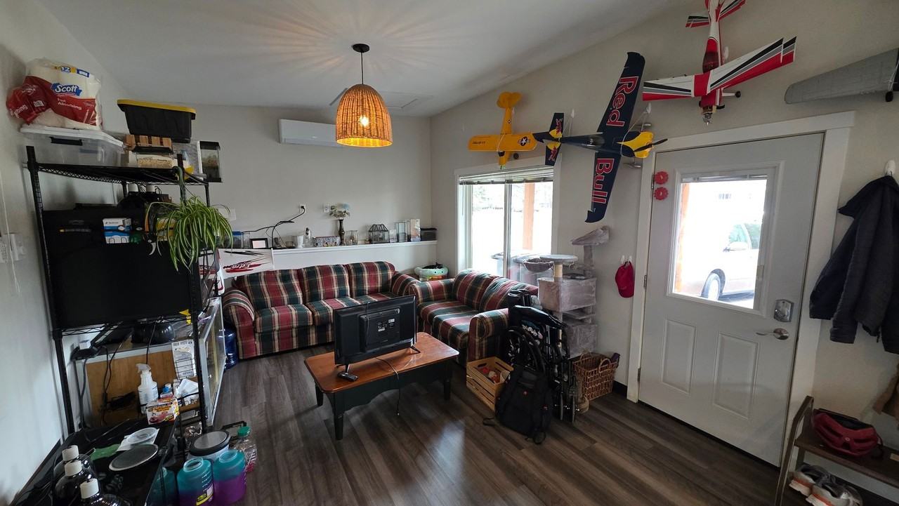 151 E Toledo St - Photo 2 of 15