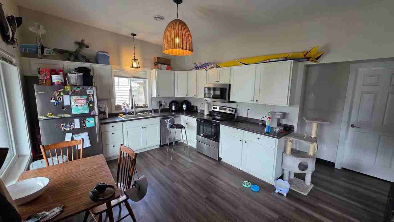 151 E Toledo St - Photo 4 of 15