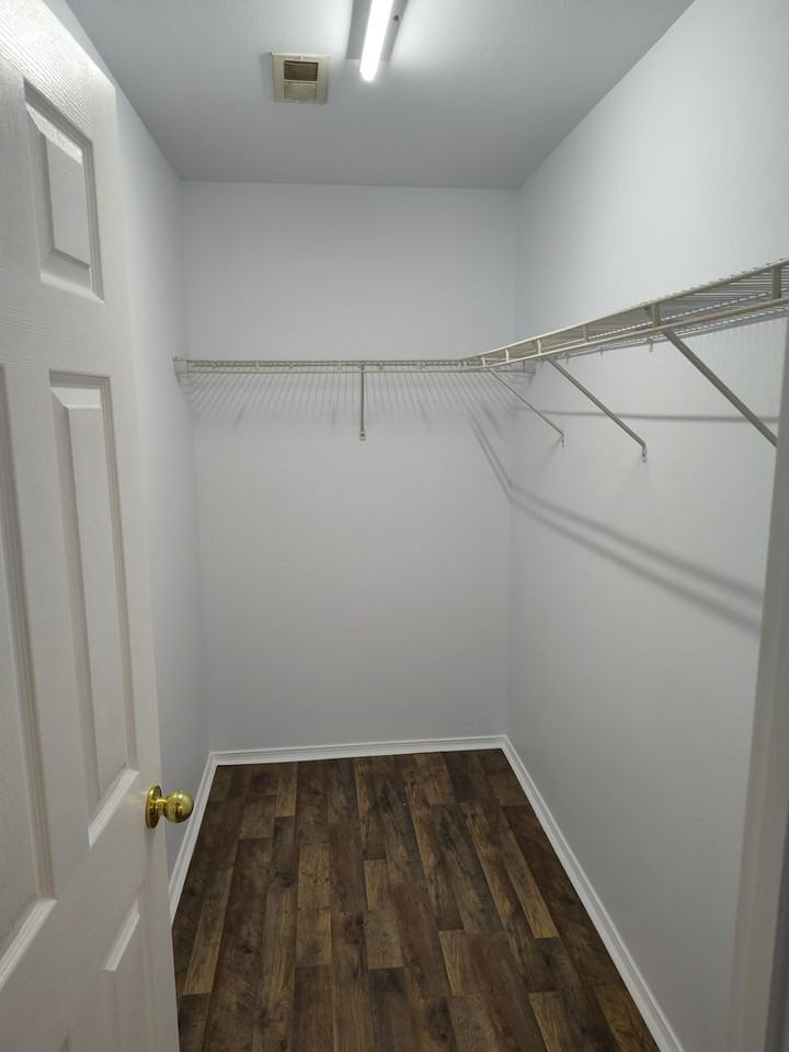 2502 Buckleigh Dr - Photo 6 of 7