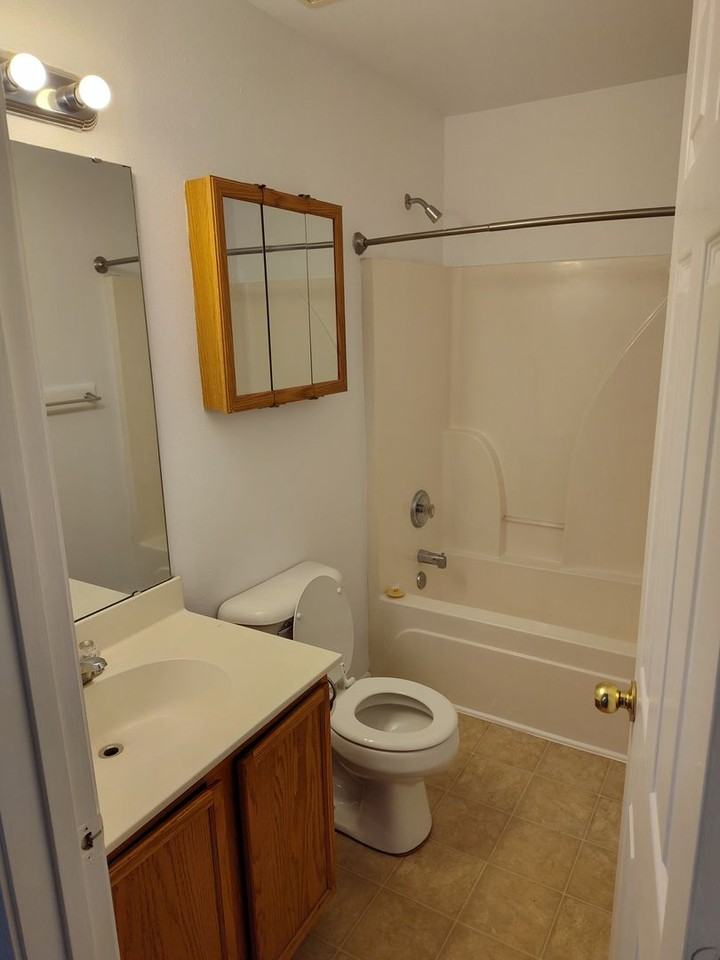 2502 Buckleigh Dr - Photo 7 of 7