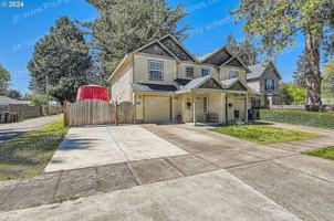 featured image of 543 Ne 2nd Ave