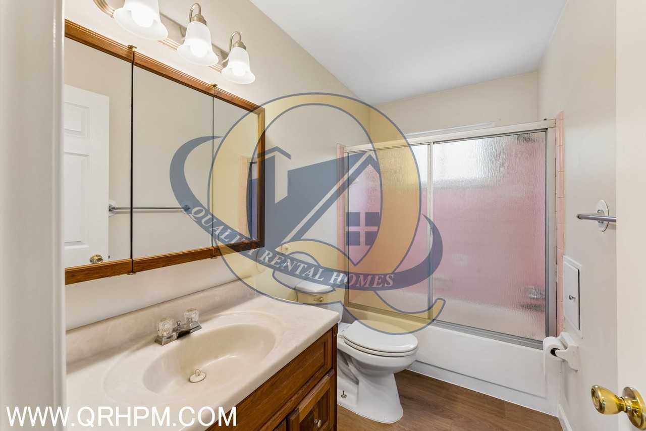 6363 Bluejay Dr - Photo 2 of 24