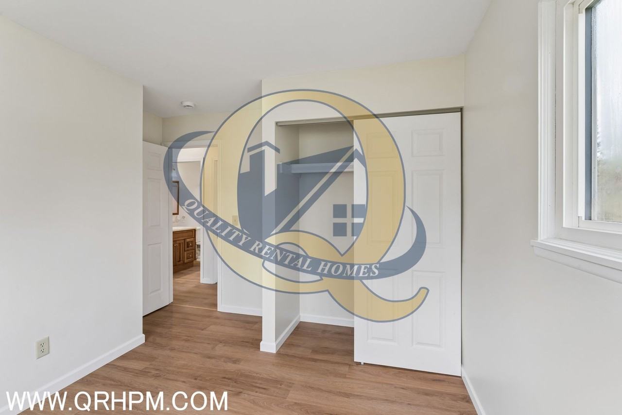 6363 Bluejay Dr - Photo 3 of 24
