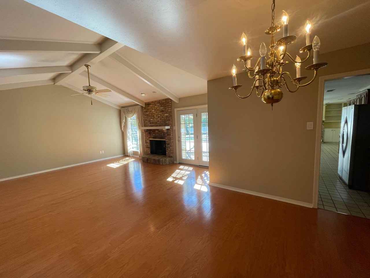 7416 Camelback Dr - Photo 5 of 16