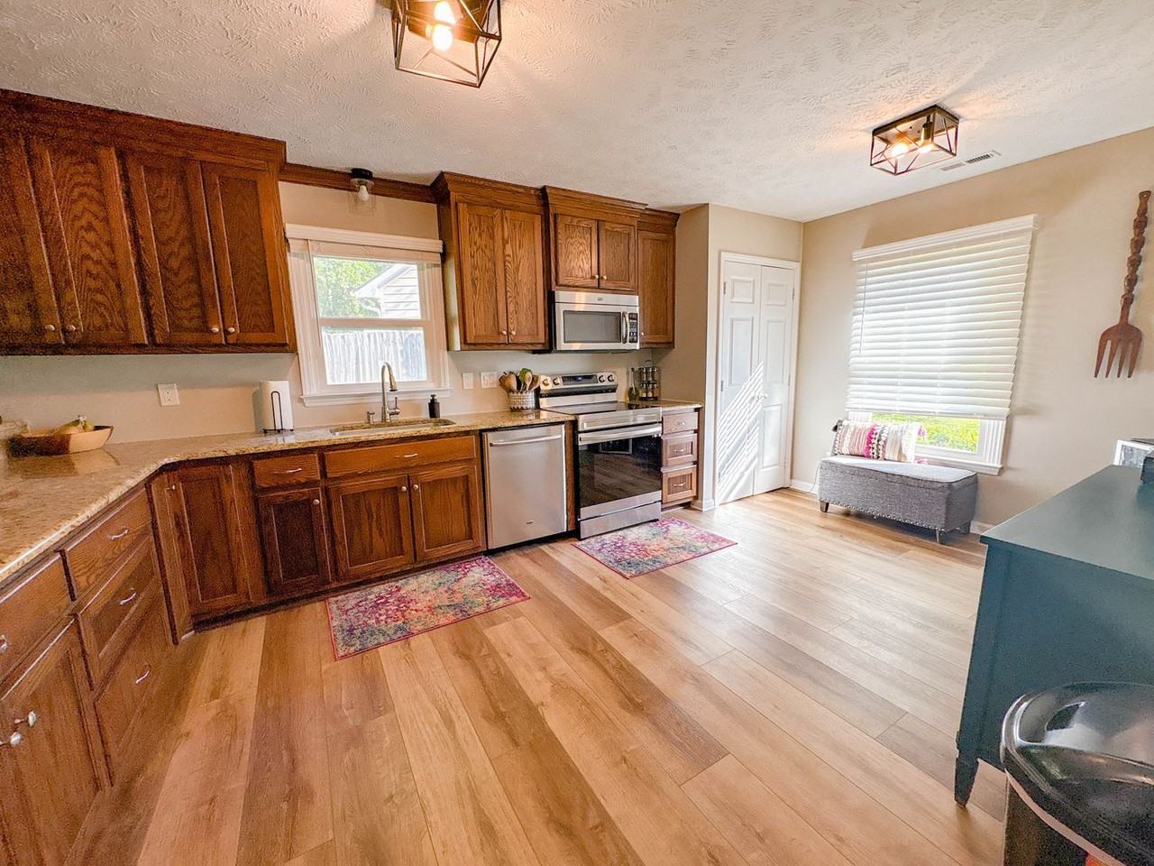 5813 Bacarro Pl - Photo 3 of 25