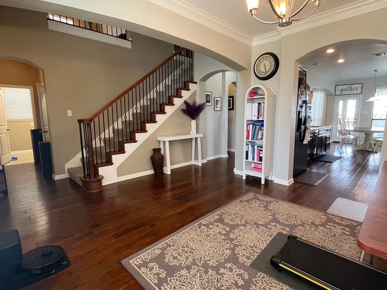 9408 Glynhill Ct - Photo 5 of 19