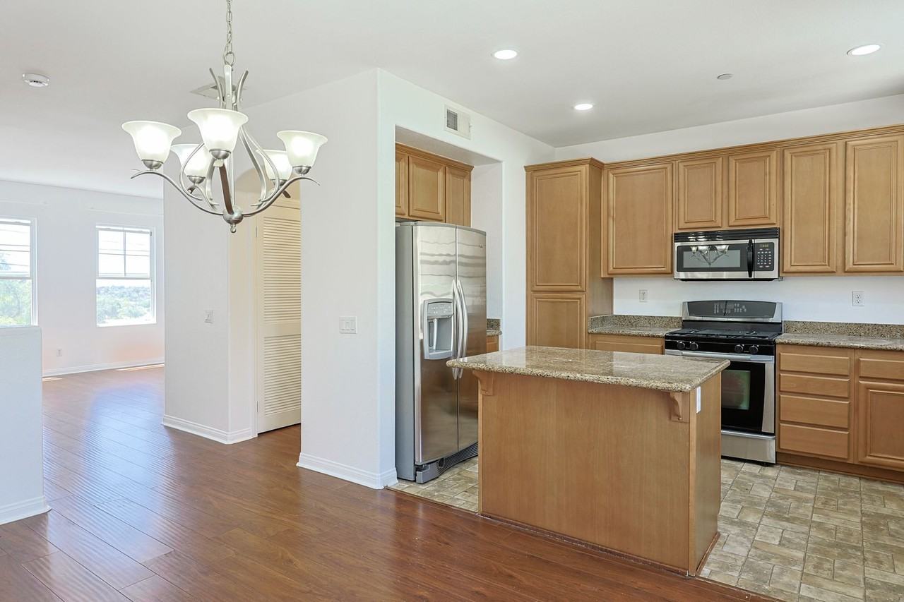 7370 La Mesita Pl #7 - Photo 6 of 28