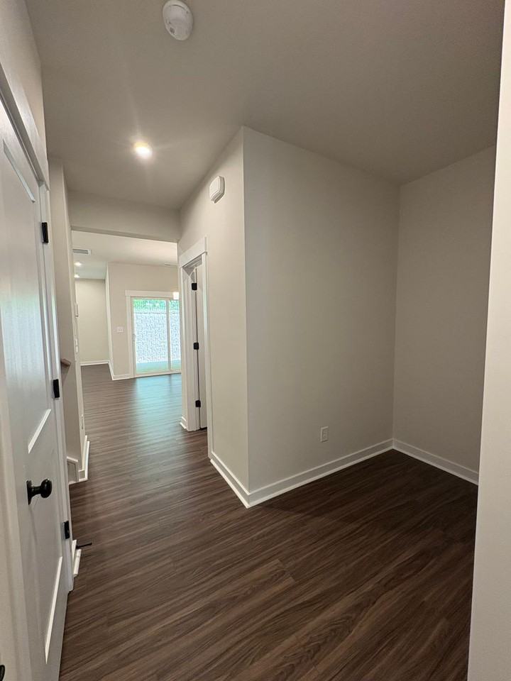 3114 Finchborough Ct - Photo 5 of 30