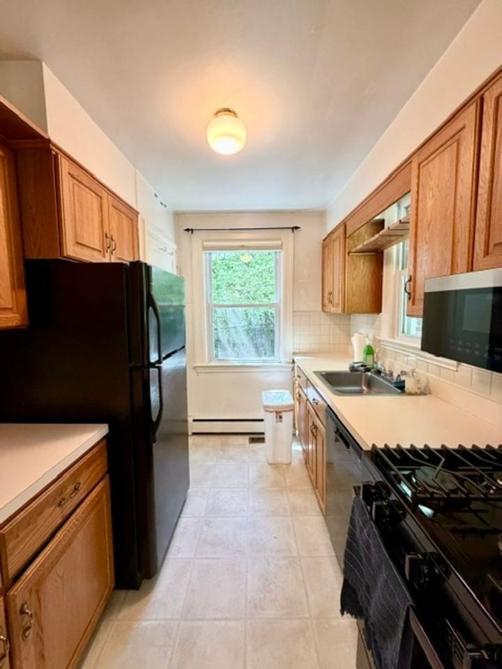 811 Forest Glen Rd - Photo 6 of 45