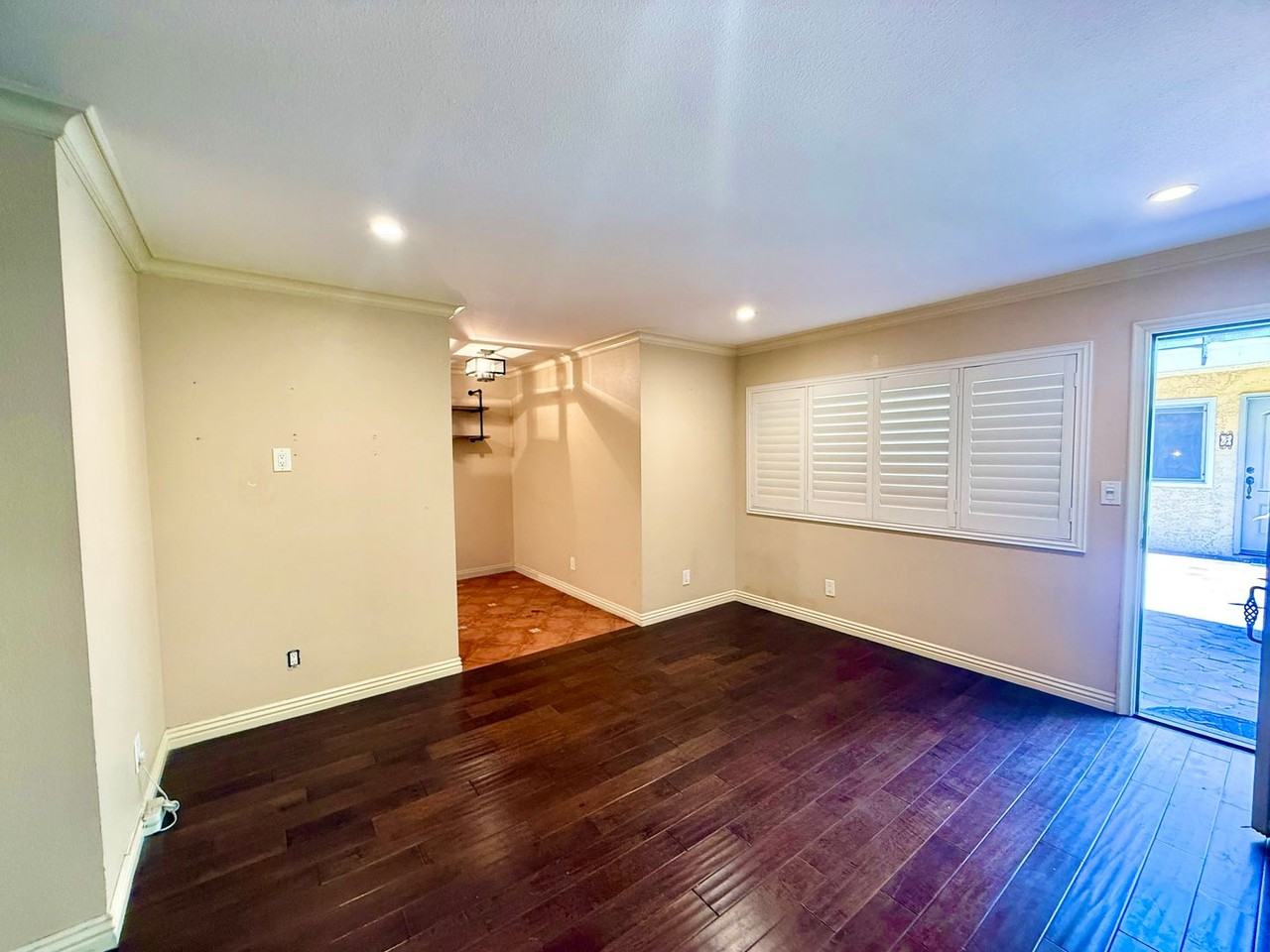 645 Temple Ave #3 - Photo 2 of 8