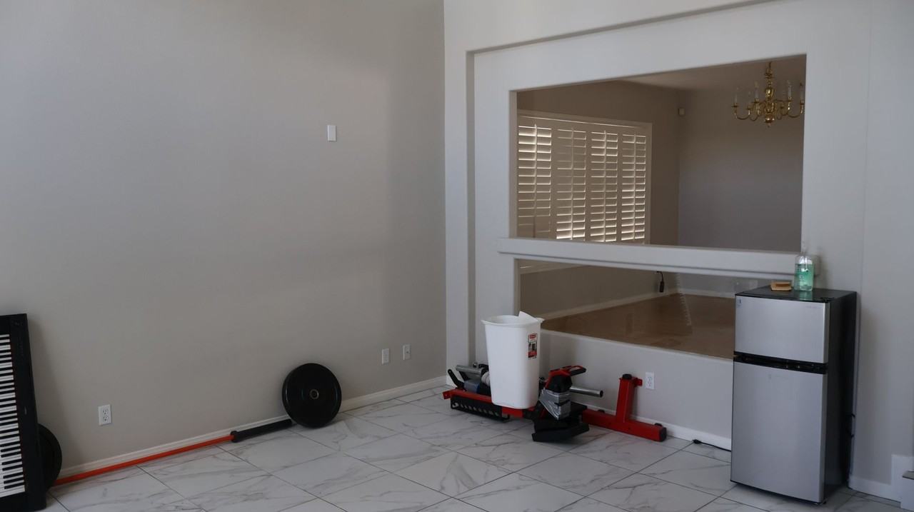 6596 Shadow Cove Ave - Photo 2 of 28