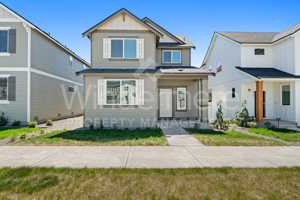 featured image of 24524 E Short Tail Ln